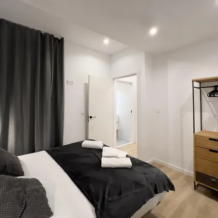 Mila I Local Rentss サン・セバスティアン