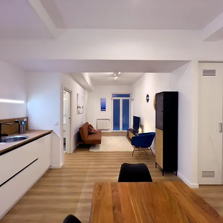 Mila I Local Rentss サン・セバスティアン